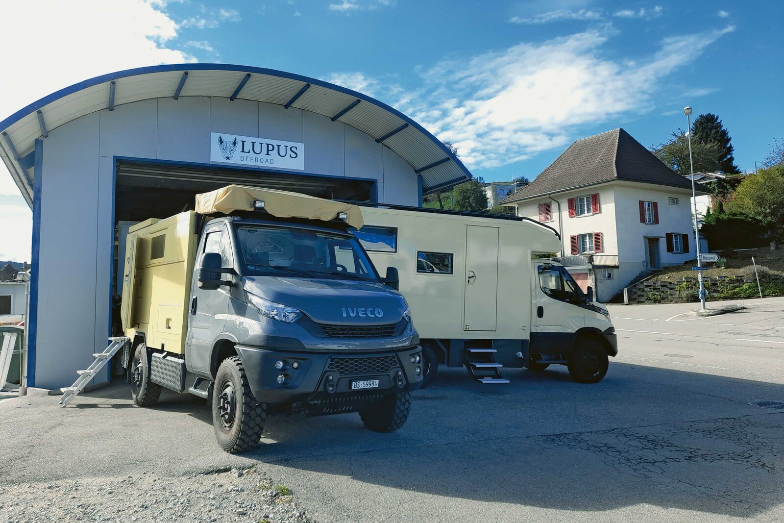 Avec la nouvelle marque, Lupus-Offraod se concentre encore plus sur les nouvelles constructions et les transformations spéciales selon les spécifications du client.