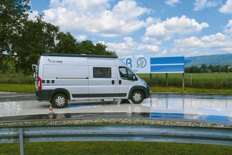 ... en Van compact : tout le monde est mis au défi !