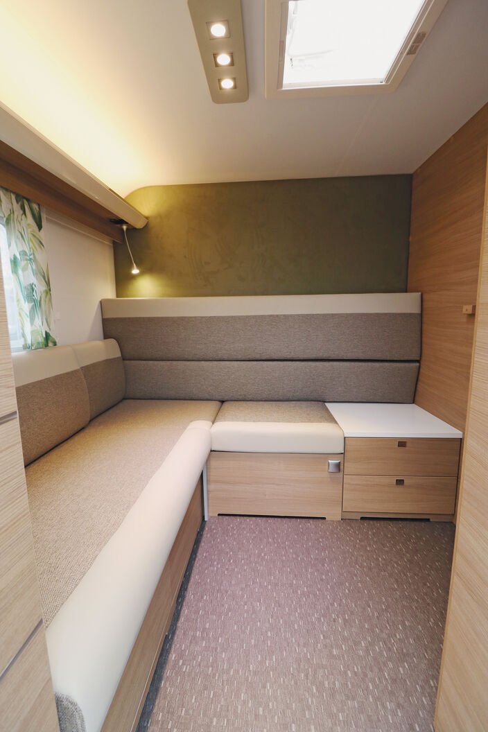 Les enfants peuvent entrer et sortir de la chambre pour enfants séparée et dotée de sa propre porte d’entrée sans déranger.