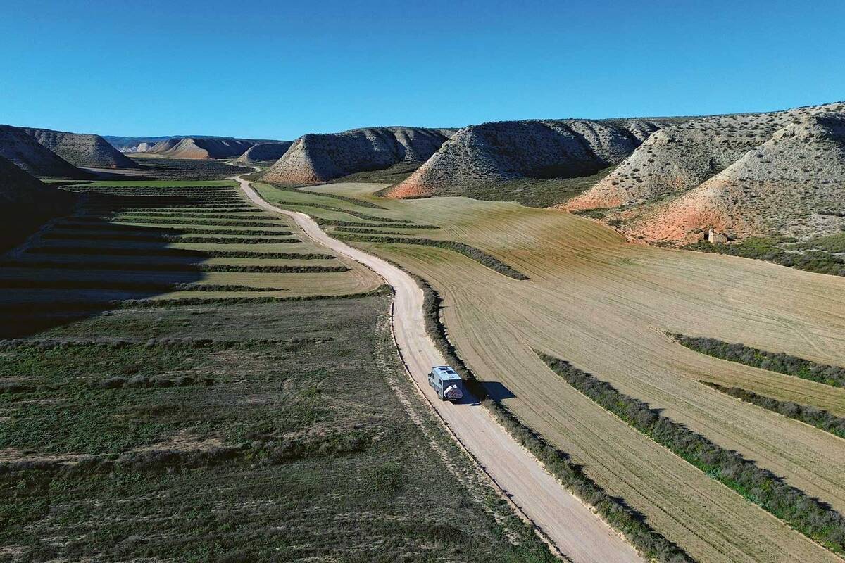 Les paysages partiellement arides de l’Espagne parviennent en fin de compte, par une diversité à nous surprendre régulièrement.