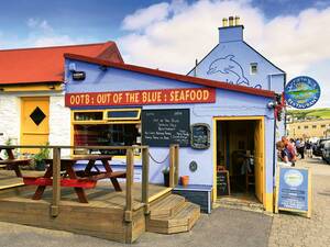 Die Früchte des Meeres werden an jeder Ecke angeboten.