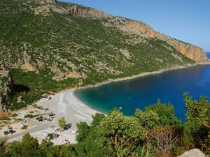 Traumbucht zum Baden und Übernachten: Vlychada Beach.