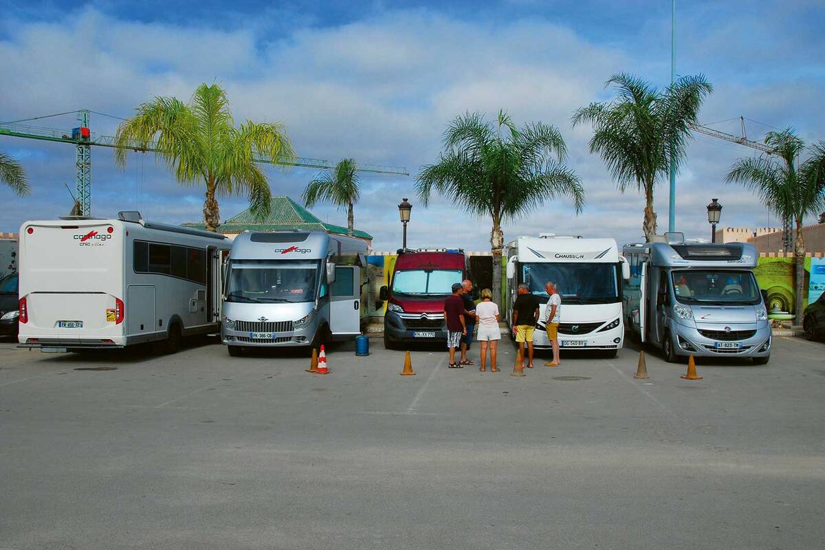 Bewachter Stellplatz in Meknès City – Sicherheit für Entdecker mitten in der Stadt.