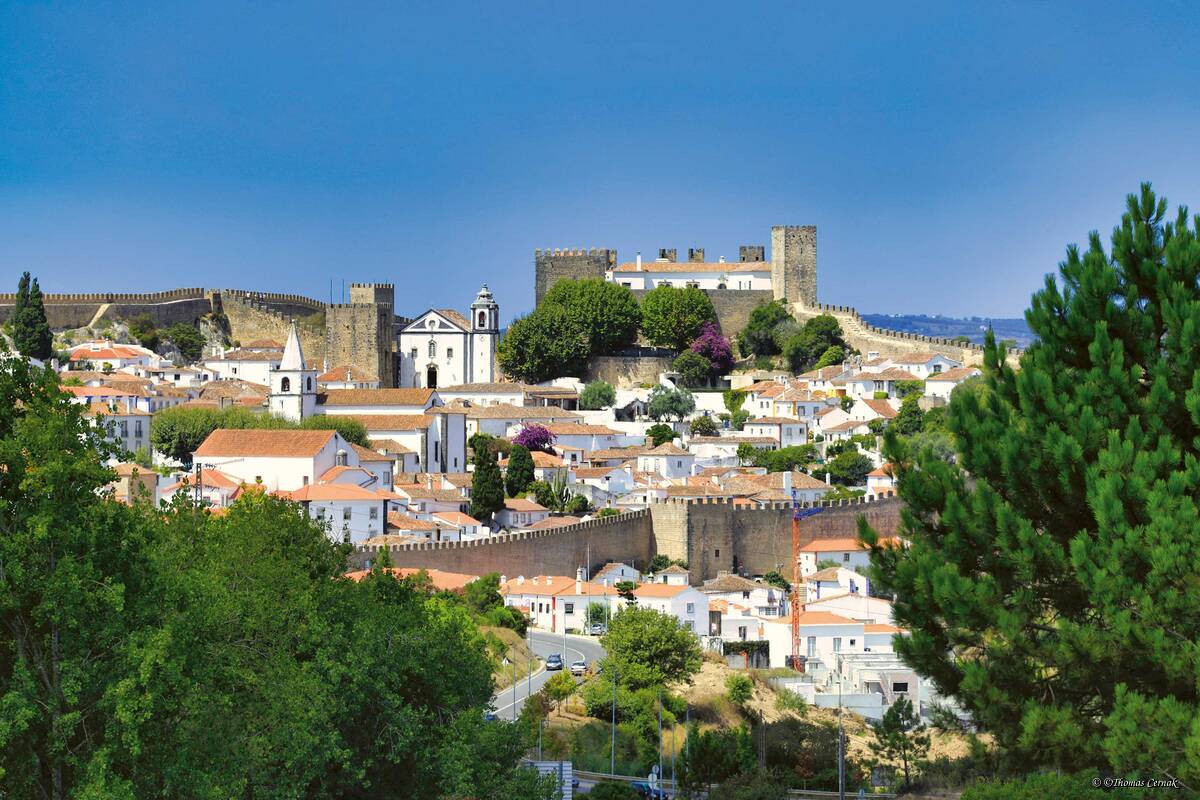 Óbidos, einer der schönsten Orte im Land, am Weg nach Lissabon.