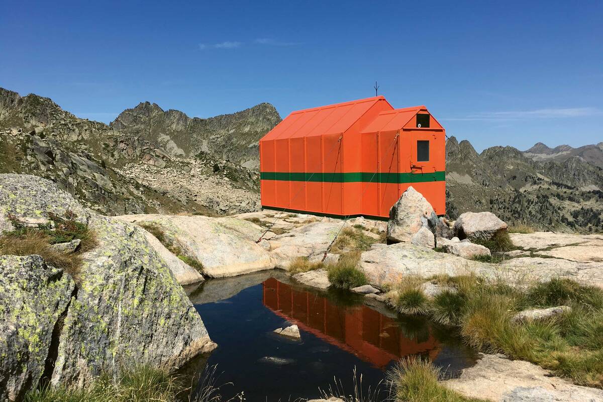 Abgelegenes Biwak im Parc Nacional d'Aigüestortes i Estany de Sant Maurici.
