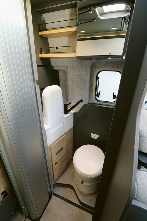 Espace sanitaires tout équipé avec une excel-lente liberté de mouvement dans l’espace W.C.