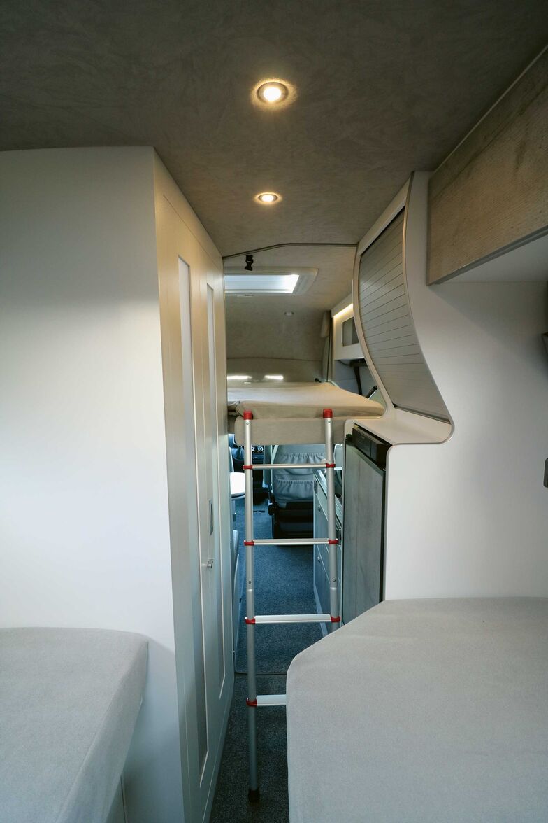 L’accès au lit pavillon s’avère quelque peu sportif.