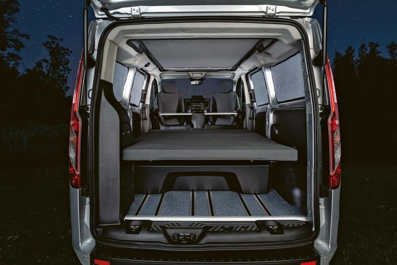 Le matelas souple offre une surface de 195 x 140 cm.