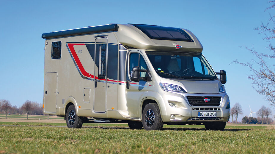 Design et lumière: Bürstner Ixeo T 690 G