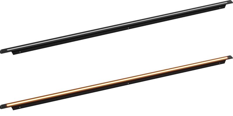 La gouttière pour portes coulissantes est équipée d'une bande lumineuse LED intégrée. 